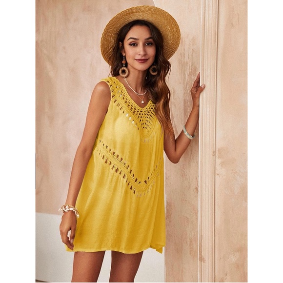 Dresses & Skirts - Summer cut-out swimsuit cover-up (yellow)